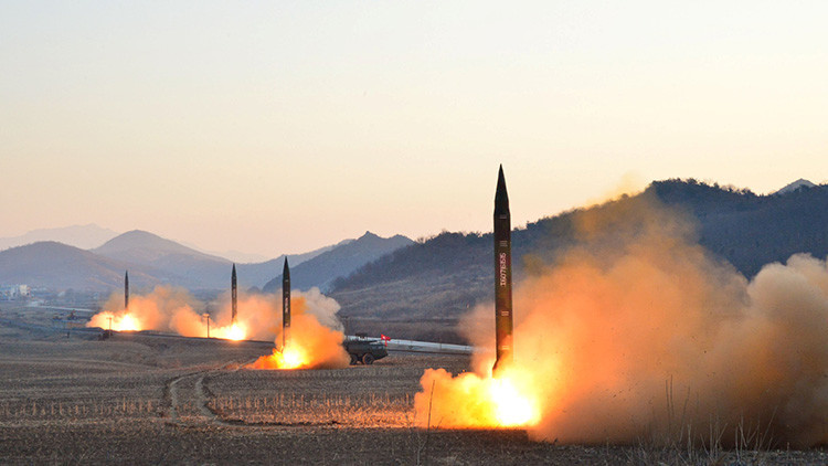 Japón: Corea del Norte puede tener la capacidad de atacar con misiles con ojivas con sarín