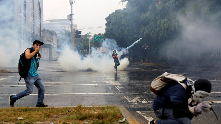 Varios jóvenes han sido asesinados en Venezuela para usar políticamente su muerte