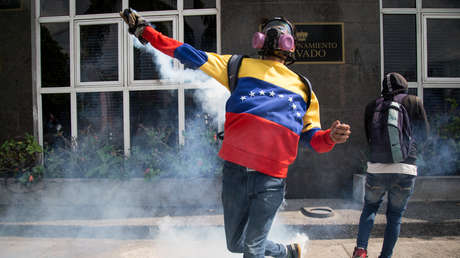 ¿Matar a conveniencia? El "doble" asesinato de un joven opositor en Venezuela