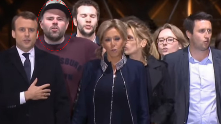 La Red se pregunta quién es "el hombre de la gorra" que aparece cerca de Macron