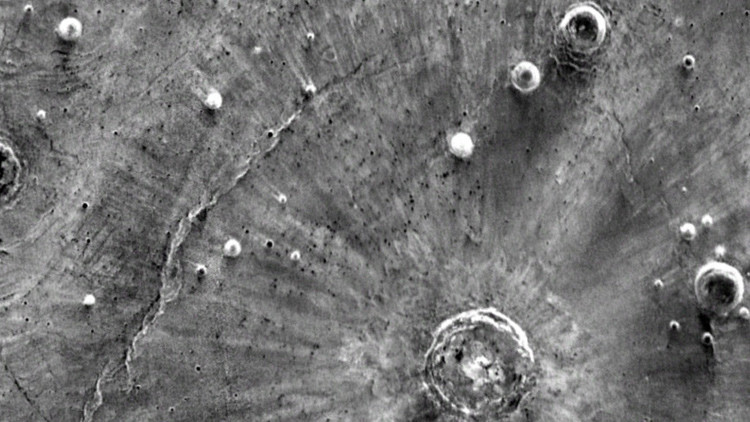 Explican el misterio de las líneas nocturnas de Marte