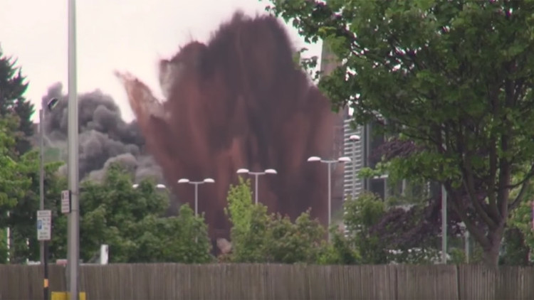 VIDEO: Un dron capta la espectacular detonación de una bomba de la Segunda Guerra Mundial