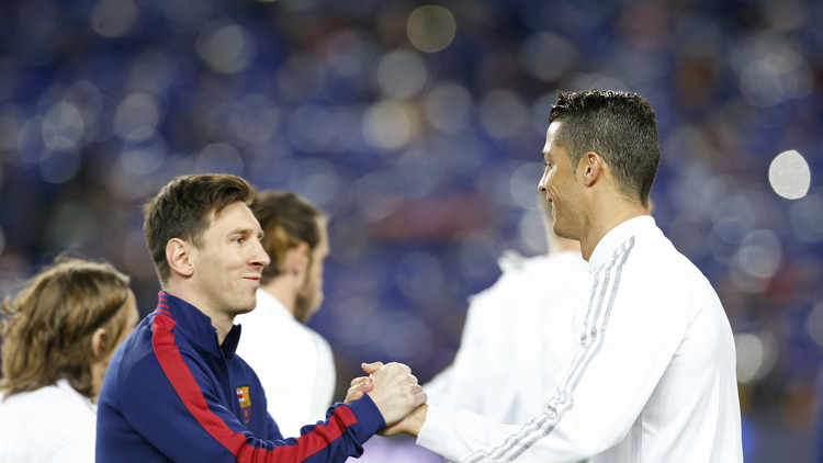 Ronaldinho da su veredicto: ¿Quién es mejor, Messi o Ronaldo?