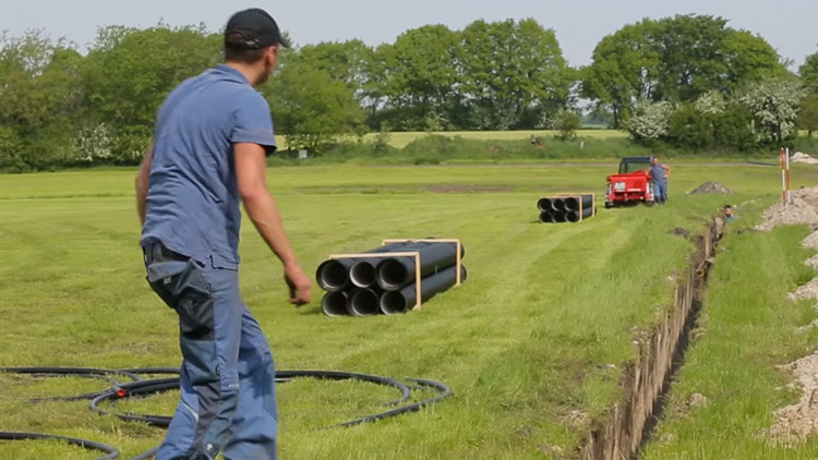 Video: Construirán un 'cervezoducto' para abastecer a un festival de 'heavy metal' de Alemania
