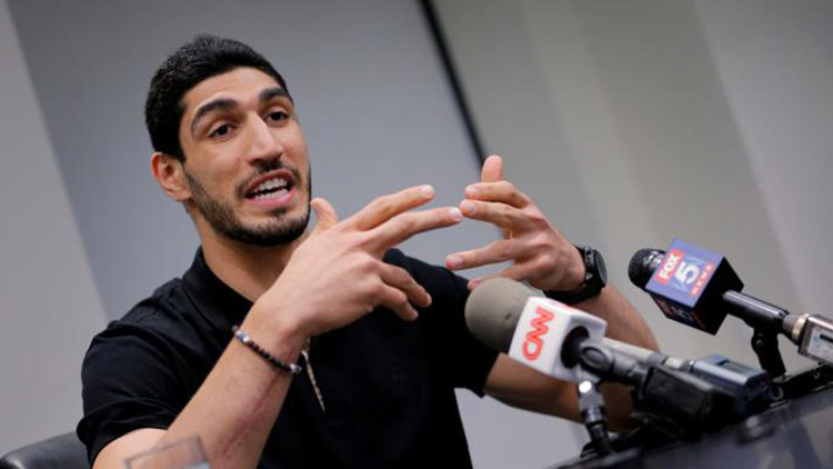 "No me atraparán": Turquía ordena el arresto de una estrella de la NBA por "terrorismo"