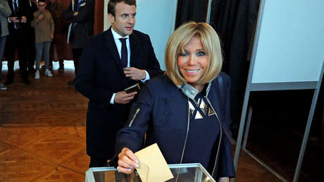 Maestra, musa y esposa: Brigitte, el arma secreta de Emmanuel Macron
