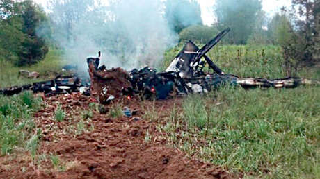 Un avión Yak-18 se estrella a las afueras de Moscú