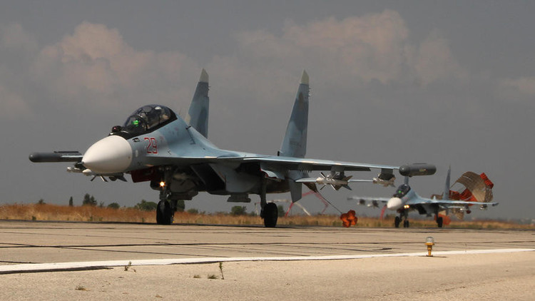 Rusia impide dos intentos de huida de terroristas del Estado Islámico de Raqa