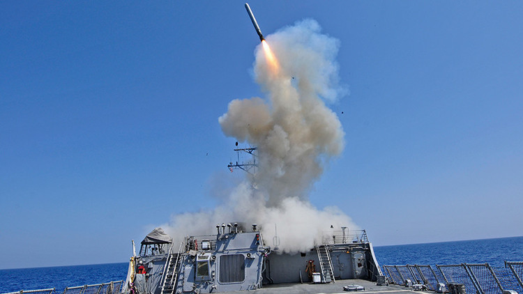 Un buque de guerra de EE.UU. ataca al Estado Islámico desde el Mediterráneo