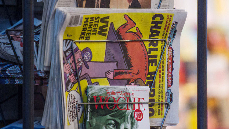'Charlie Hebdo' decapita a Theresa May y bromea sobre el atentado de Londres (FOTO)