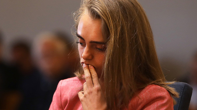 "Serás libre": Juzgan a una joven estadounidense por incitar a su novio a suicidarse
