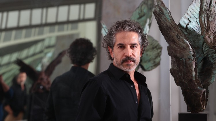 "Una persona que se aproxima al arte provoca que una sociedad sea más crítica"