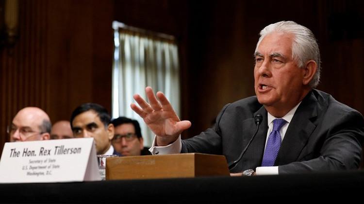 Medios de EE.UU. revelan un 'plan secreto' de Tillerson para reconstruir las relaciones con Moscú