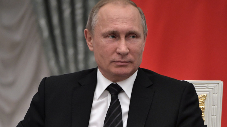 Putin cuenta cómo decidió ser agente de inteligencia