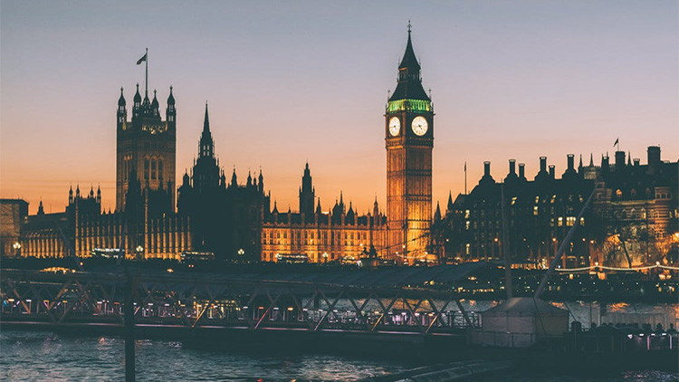 Londres podría responder a los cibercriminales con un ataque aéreo
