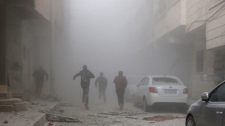 Los bombardeos de la coalición de EE.UU. mataron en un mes a 224 civiles en Raqa