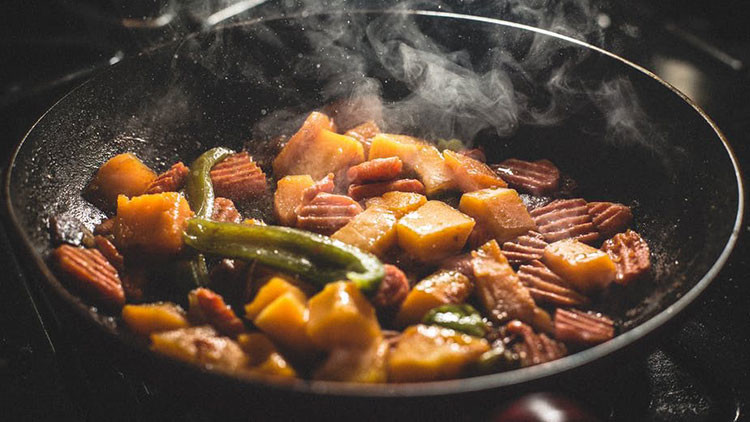 Comprobado científicamente: El olor de la comida también engorda (y mucho)