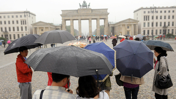 ¿Cómo turistas y novios están financiando en Europa a Kim Jong-un?