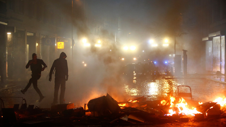 Las protestas sacuden Hamburgo por tercer día consecutivo (VIDEOS)