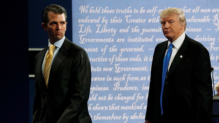 Trump asegura que no sabía que su hijo se encontró con la abogada rusa