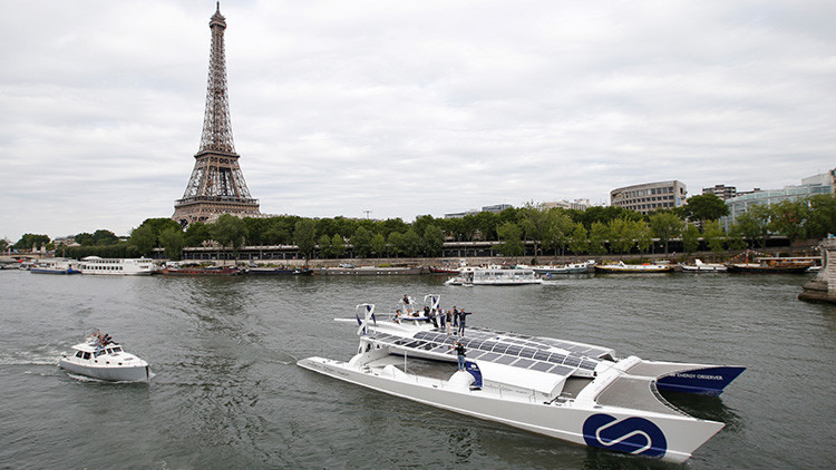 Barco ecoeficiente zarpa con el objetivo de ser el primero en dar la vuelta al mundo