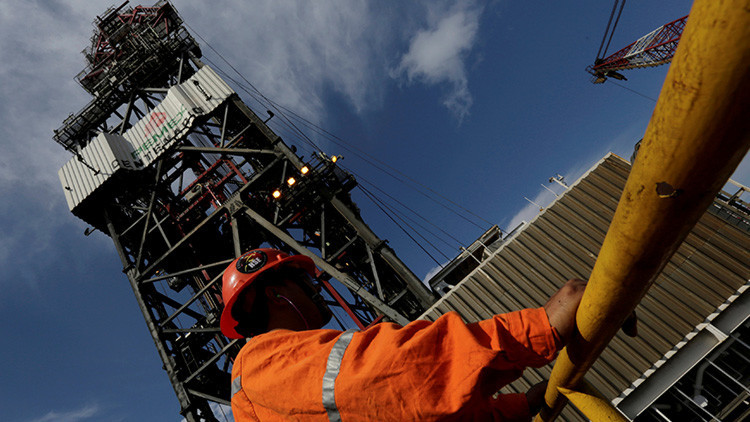 México pospondrá la próxima subasta de petróleo tras el descubrimiento de un extenso yacimiento
