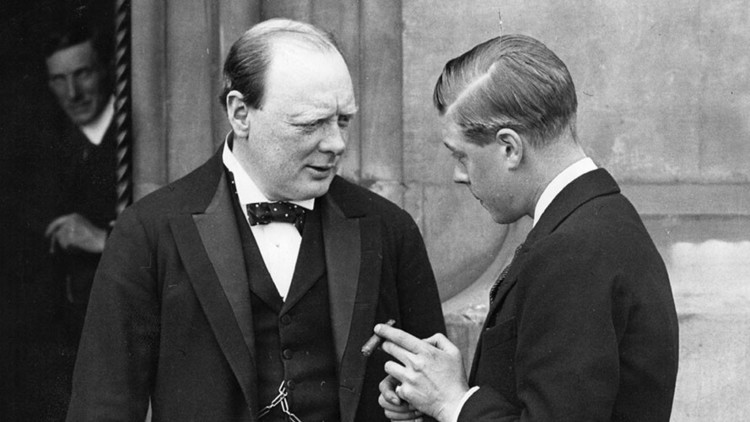 Churchill intentó encubrir el plan de Hitler para instaurar una monarquía británica nazi