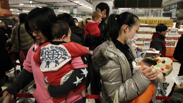 La dura razón por la que en Japón nacen pocos bebés