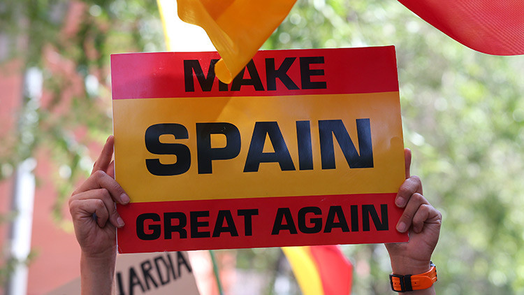 Concentraciones a favor y en contra de la Guardia Civil en Barcelona (VIDEO)