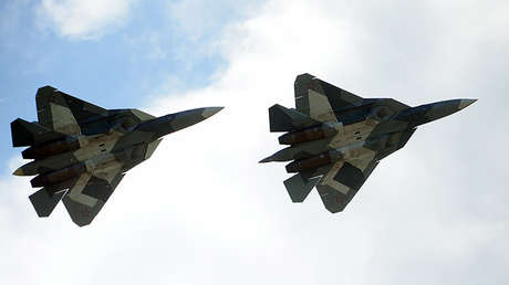 El caza ruso T-50 PAK-FA demuestra que "no existen límites físicos para los pilotos" (VIDEO)