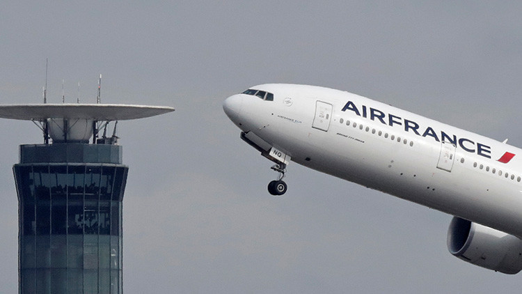 Un Boeing 777 pasó por el lugar donde poco después cayó el último misil norcoreano