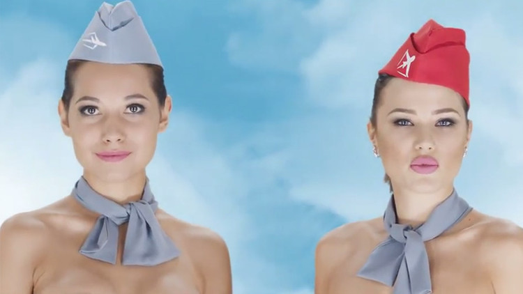 VIDEOS: Pilotos y azafatas desnudos invitan a viajar en un país de mayoría musulmana