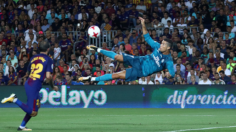 Cristiano Ronaldo, sancionado cinco partidos por su "empujón leve" al arbitro