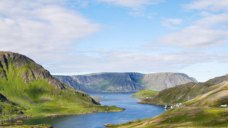VIDEO: Noruega aprovecha su clima frío para acoger el mayor centro de datos del mundo