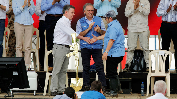 Los bienes de las FARC causan discordia en Colombia