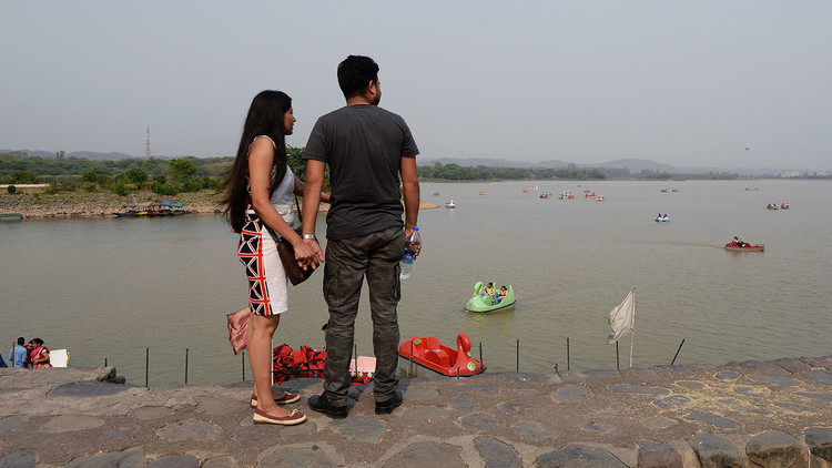 La India se niega a criminalizar la violación marital porque los hombres podrían sufrir