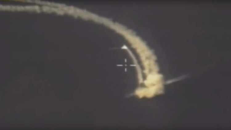 VIDEO: Así arrasaron los misiles Kalibr rusos las posiciones del Estado Islámico en Deir ez Zor 
