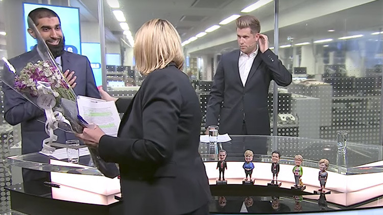 VIDEO: Un líder islámico local se niega a dar la mano de una ministra noruega