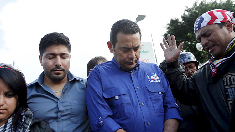 El presidente de Guatemala pide a Dios que su mandato termine en 2020