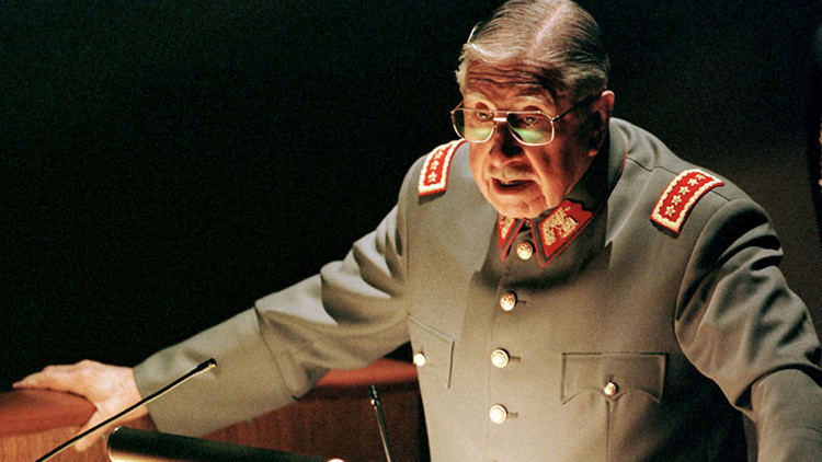 Diputados chilenos piden retirar monumentos dedicados a la dictadura de Pinochet