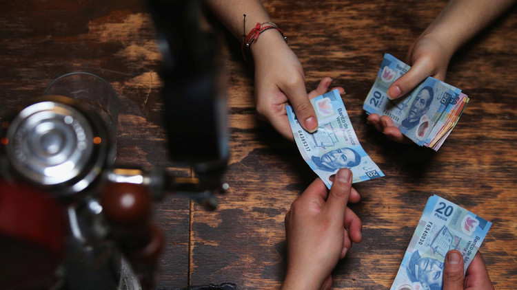 19 empresas mapean el potencial petrolero de México sin pagar un solo peso