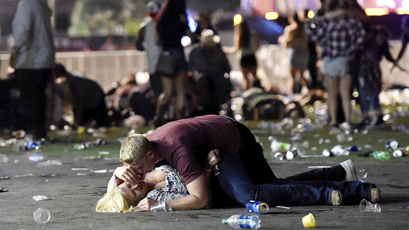  Al menos 59 muertos y más de 515 heridos tras un tiroteo en Las Vegas 59d5f394e9180f9a7e8b4567