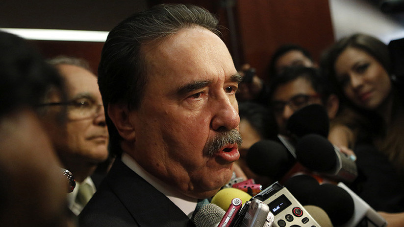 Al golf en helicóptero: El lujoso "arribo" de un senador causa revuelo en México