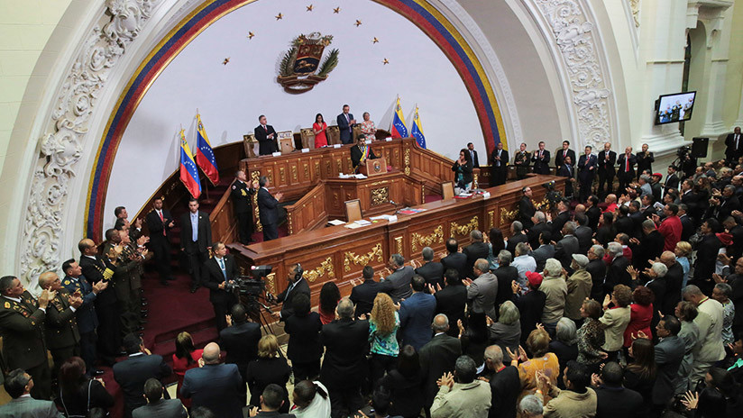 Un Gobierno paralelo: ¿le aplican a Venezuela la misma receta de Libia y Siria?