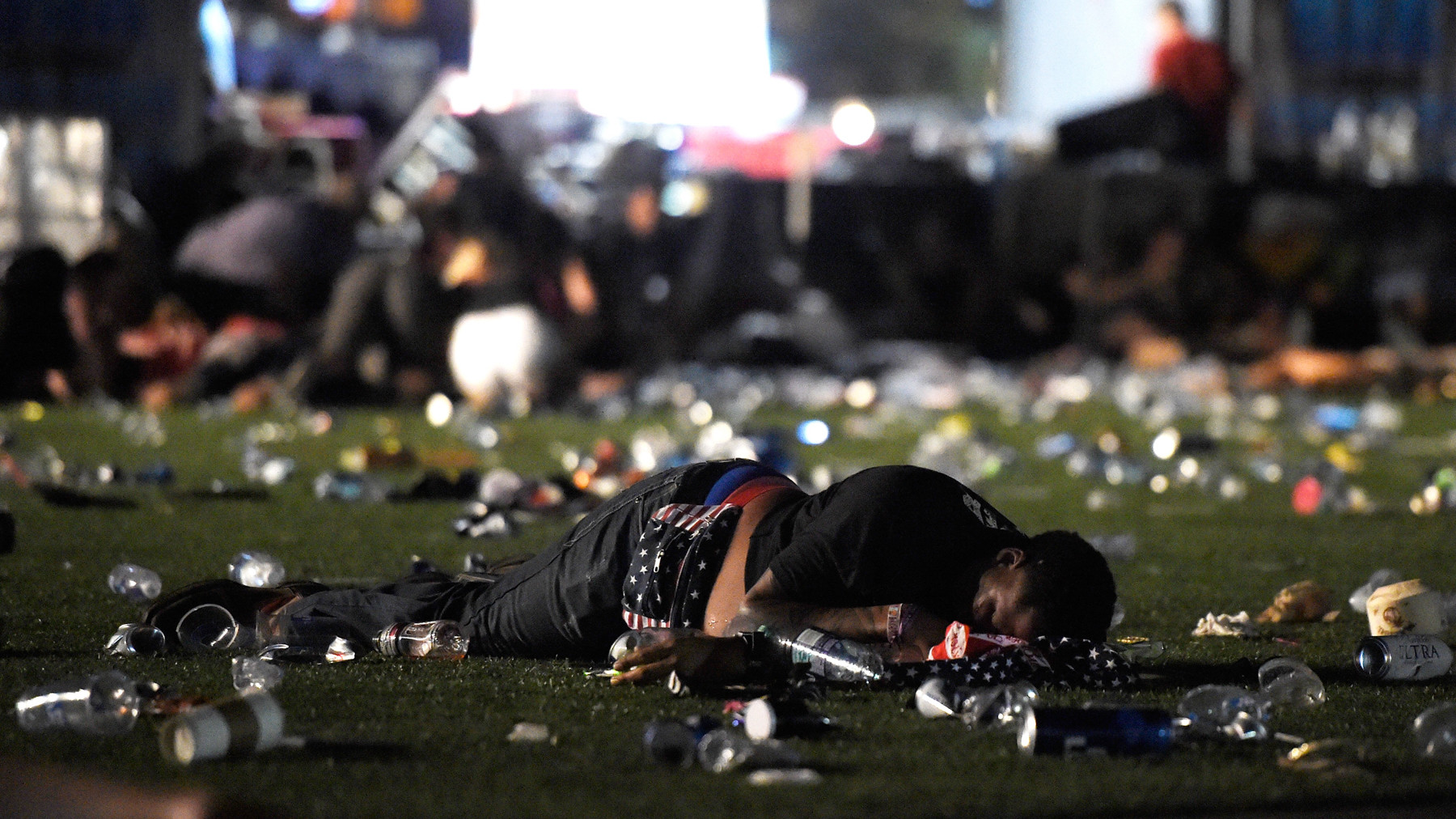  Al menos 59 muertos y más de 515 heridos tras un tiroteo en Las Vegas 59d1fe0c08f3d9e7098b4569