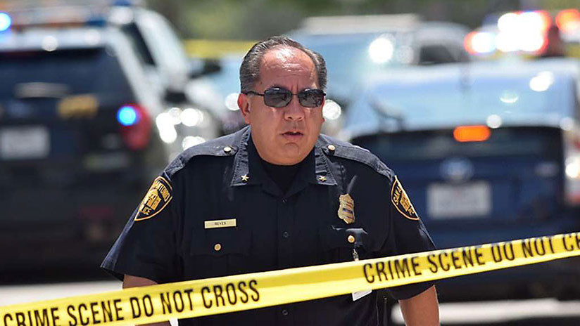 EE.UU.: Un tiroteo en una iglesia de Texas deja decenas de muertos y heridos