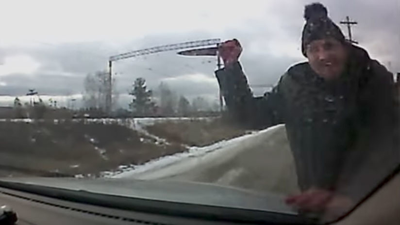 "Le sacó un ojo y le cortó un pecho": un enfermo mental mata a dos mujeres en Rusia (VIDEO 18+)