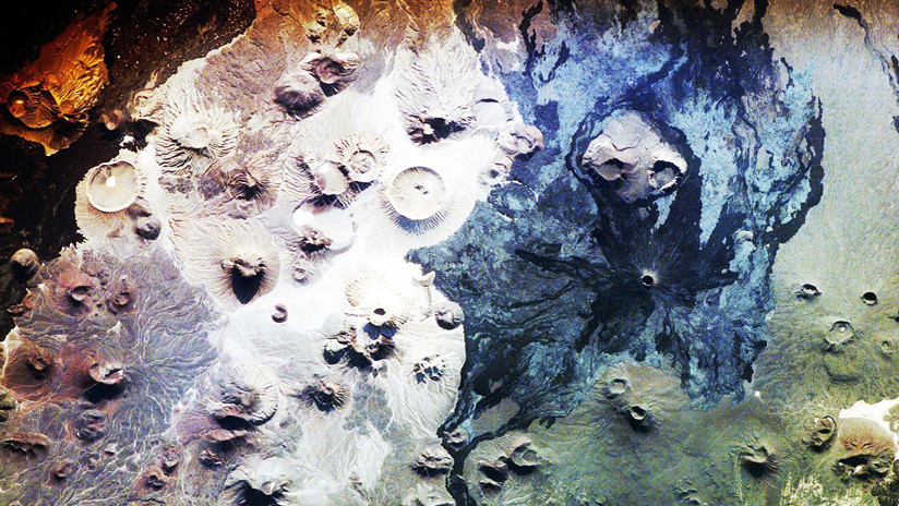 FOTOS: Arabia Saudita abre sus cielos para resolver el enigma de antiguas estructuras de piedra