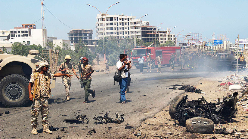 Un atentado con coche-bomba deja varios soldados muertos en Yemen (FOTOS)