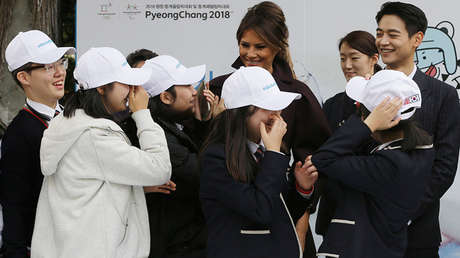 VIDEO: El momento en que la estrella K-pop roba la atención a Melania Trump en Seúl se hace viral